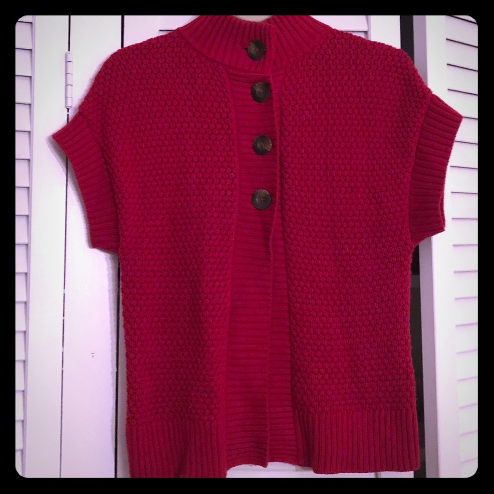 GH Bass sleeveless Cardigan Sweater